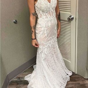 Elegant White Lace Gown